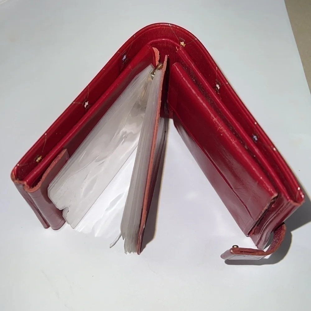 Vintage Red Leather Bifold Snap Wallet